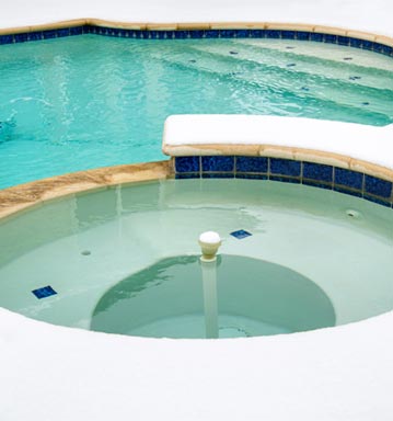 Hivernage piscine hors som - Quelles sont celles qui résistent à l'hiver ?